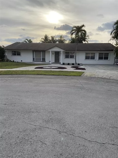 1601 N 29th Ave, Hollywood, FL 33020