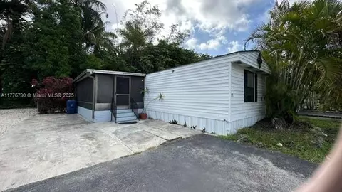 35250 SW 177 Ct 71, Homestead, FL 33034