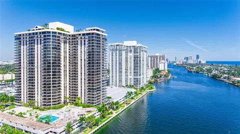 19667 Turnberry Way #3F, Aventura, FL 33180