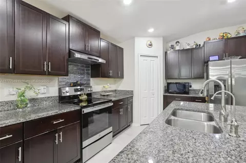 13405 Willow Bluestar Loop, Riverview, FL 33579 photo 18