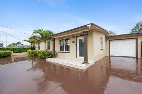 11210 SW 47th Ter, Miami, FL 33165