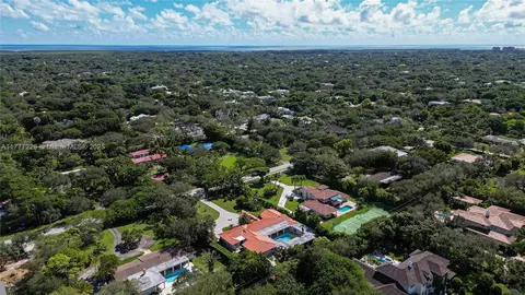 10750 SW 67th Ave, Pinecrest, FL 33156