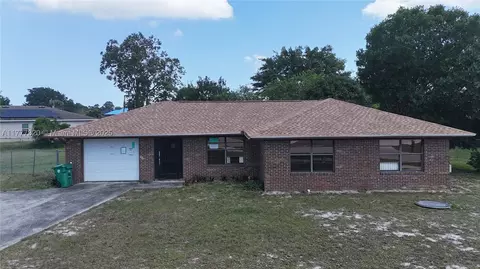 731 SW Del Rio Blvd, Port Saint Lucie, FL 34953