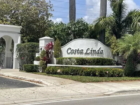 5570 NW 107th Ave #902, Doral, FL 33178