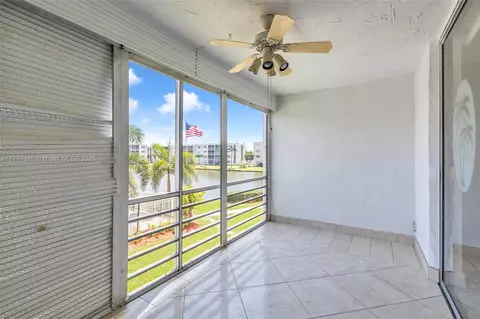 Exterior - 1025 SE 3rd Ave #201, Dania Beach, FL 33004 photo 3 of 5