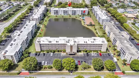 View/Area - 1025 SE 3rd Ave #201, Dania Beach, FL 33004 photo 1 of 3