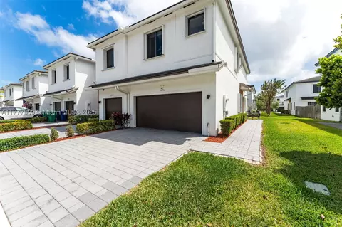 10950 SW 235th St, Homestead, FL 33032