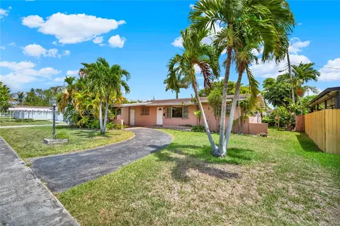 1635 SW 71st Pl, Miami, FL 33155