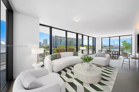 500 Alton Rd #801, Miami Beach, FL 33139