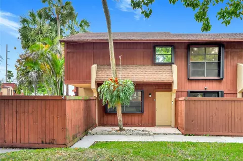 6619 SW 116th Pl #G7, Miami, FL 33173