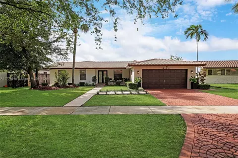 14720 Dade Pine Ave, Miami Lakes, FL 33014