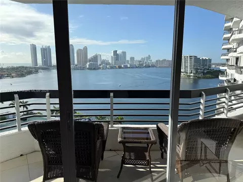 3530 Mystic Pointe Dr #1611, Aventura, FL 33180