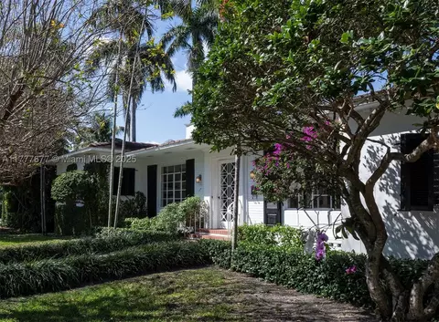 104 E San Marino Dr, Miami Beach, FL 33139