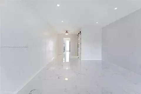 641 Espanola Way #35, Miami Beach, FL 33139