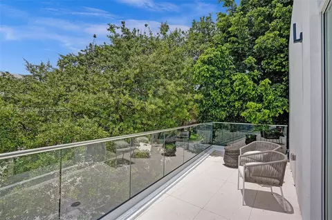 Other - 201 Buttonwood Dr, Key Biscayne, FL 33149 photo 10 of 17