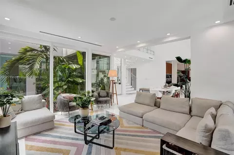 Other - 201 Buttonwood Dr, Key Biscayne, FL 33149 photo 13 of 17