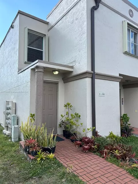 1138 NW 124th Ave #2301, Miami, FL 33182