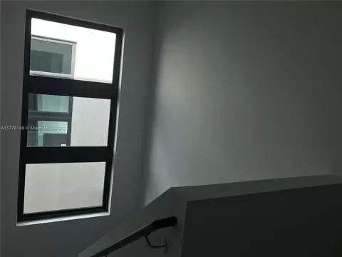 Entry Way - 4384-4400 E 10th Ave, Hialeah, FL 33013 photo 1 of 2