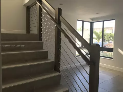 Living - 4384-4400 E 10th Ave, Hialeah, FL 33013 photo 2 of 3