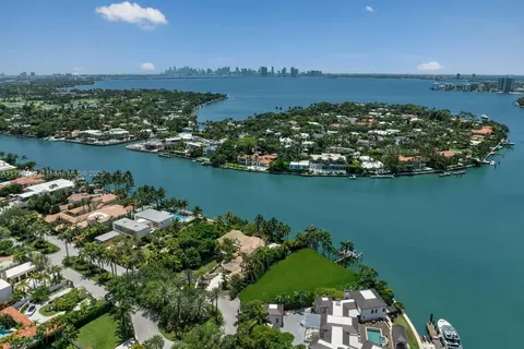 6640 Allison Rd, Miami Beach, FL 33141