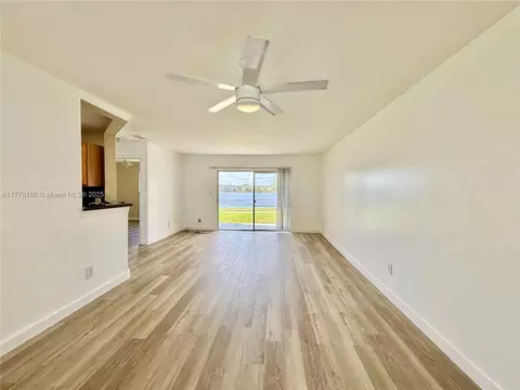 3449 NW 44th St #101, Oakland Park, FL 33309
