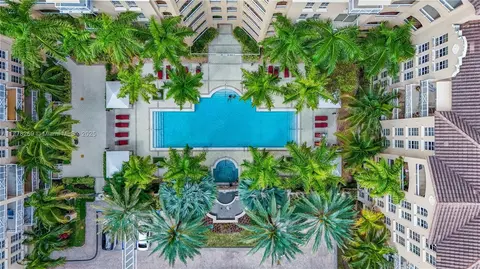 3001 NE 185th St #127, Aventura, FL 33180
