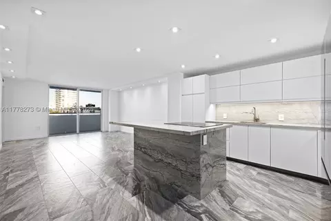 1658 Bay Rd #504, Miami Beach, FL 33139