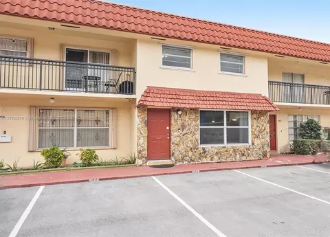 6668 SW 41st Pl #29, Davie, FL 33314