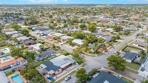 3010 SW 105th Ave, Miami, FL 33165 photo 24
