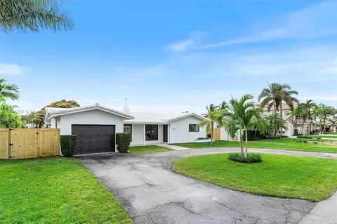 2800 NE 56th Ct, Fort Lauderdale, FL 33308