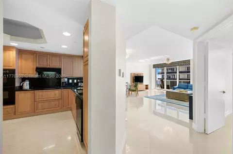 Undisclosed, Surfside, FL 33154 photo 16