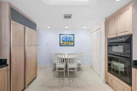 Undisclosed, Surfside, FL 33154 photo 21
