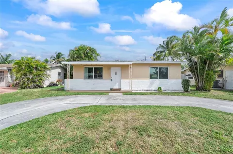 8391 NW 27th Pl, Sunrise, FL 33322