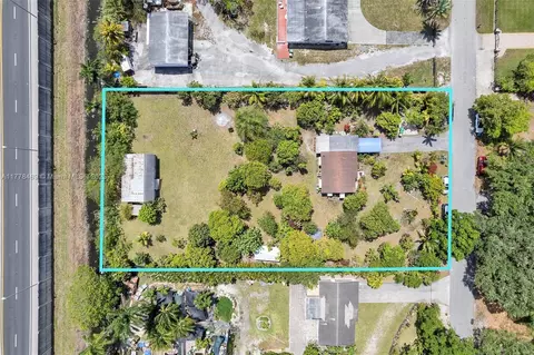 3950 SW 53rd Ave, Davie, FL 33314
