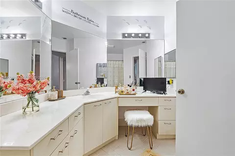 4101 E Coral Tree Cir #313, Coconut Creek, FL 33073