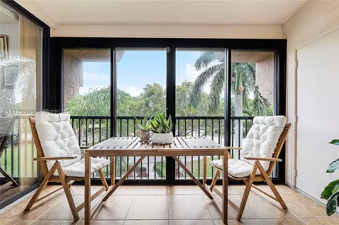 4101 E Coral Tree Cir #313, Coconut Creek, FL 33073