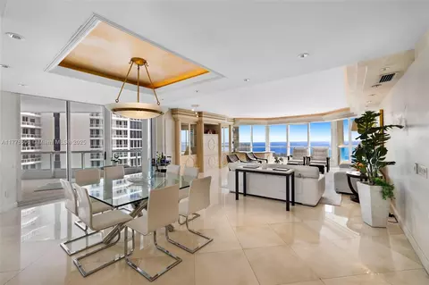 21150 Point Pl #2106, Aventura, FL 33180