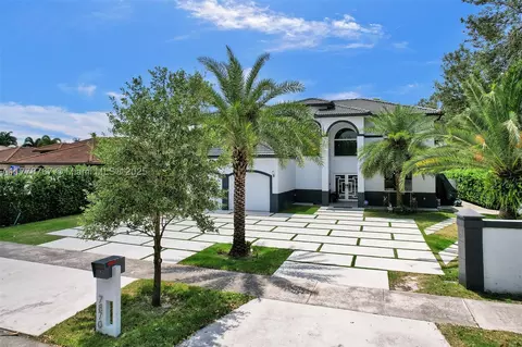 7870 NW 160th Ter, Miami Lakes, FL 33016