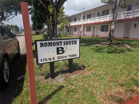 175 NE 203rd Ter #24, Miami Gardens, FL 33179