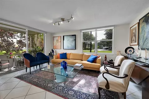 9101 S Lime Bay Blvd #107, Tamarac, FL 33321