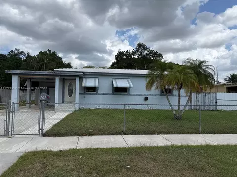 701 NE 14th St, Homestead, FL 33030