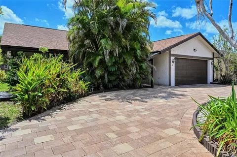 9550 NW 32nd Ct, Sunrise, FL 33351