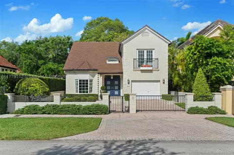 6110 Maggiore St, Coral Gables, FL 33146