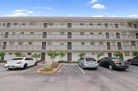 14140 SW 84th St #104-H, Miami, FL 33183