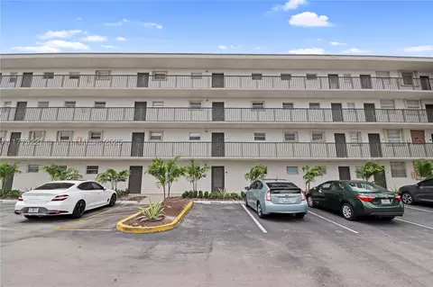 14140 SW 84th St #104-H, Miami, FL 33183