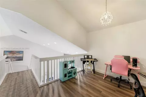 6345 NW 201st Ln, Hialeah, FL 33015 photo 16