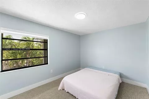 6345 NW 201st Ln, Hialeah, FL 33015 photo 24
