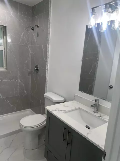702 E 37th St, Hialeah, FL 33013 photo 5