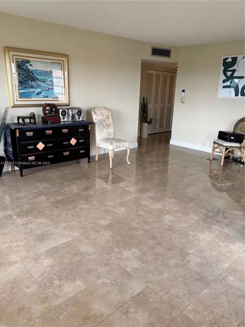 Living - 10777 W Sample Rd #714, Coral Springs, FL 33065 photo 3 of 9