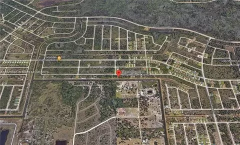 469 Willowbrook Dr, Lehigh Acres, FL 33972